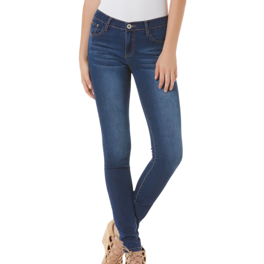 BONGO Women’s 7  Dark Blue Stretch Denim Skinny Jeans